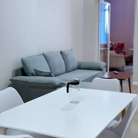 Aem 1 Bedroom #9 아파트 골렘